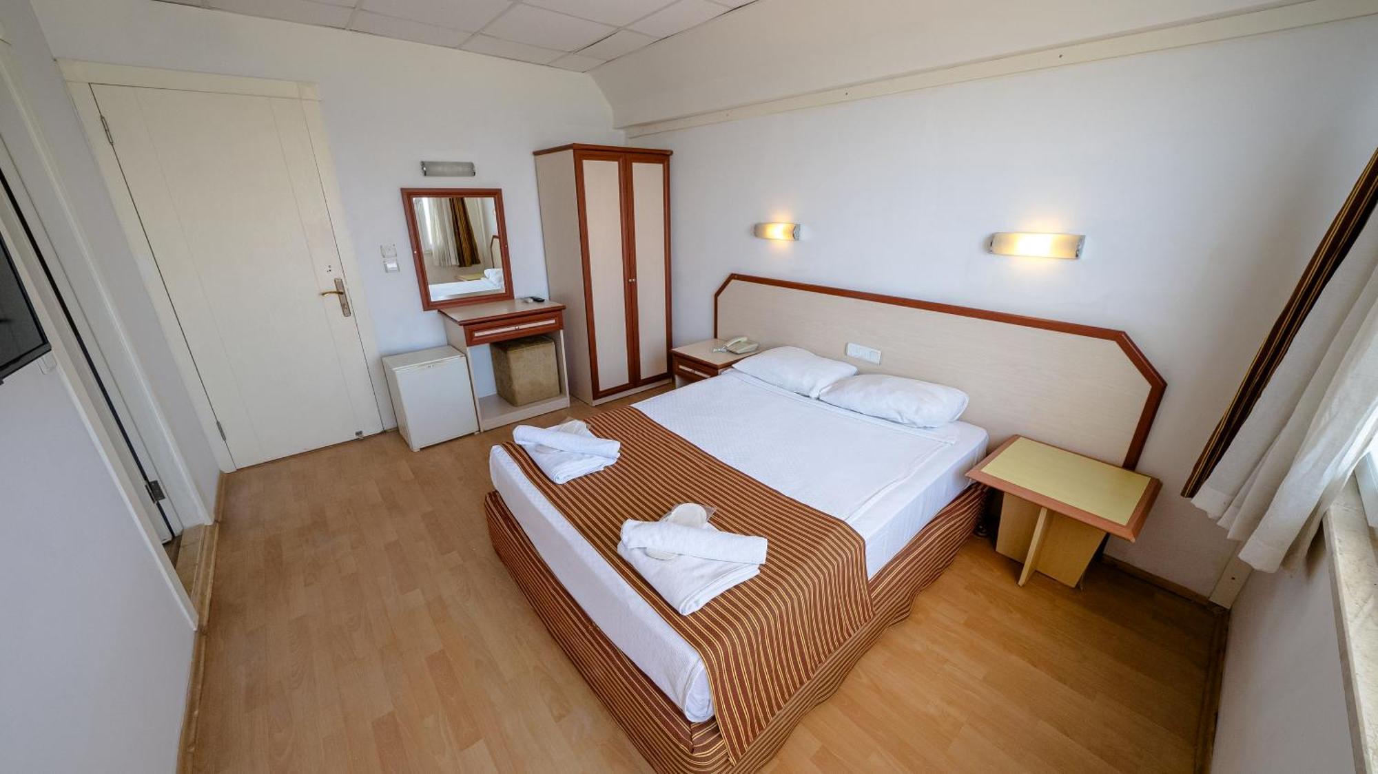 Hotel Sea Bird Beach 4*