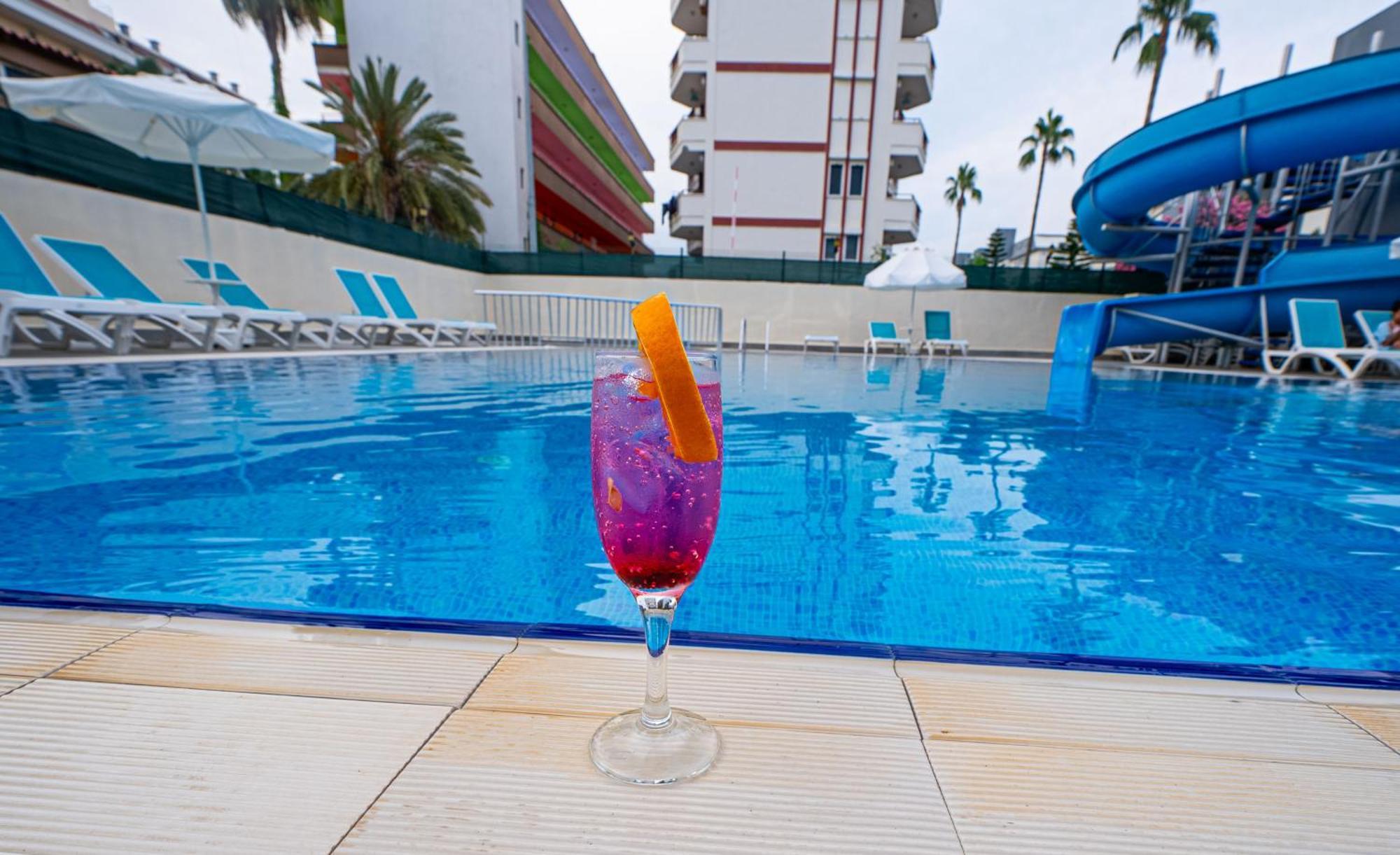 Hotel Sea Bird Beach 4*